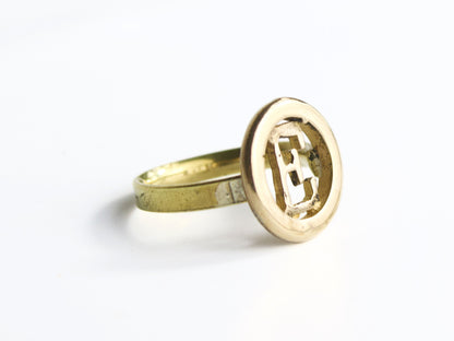 Anello con iniziali personalizzate