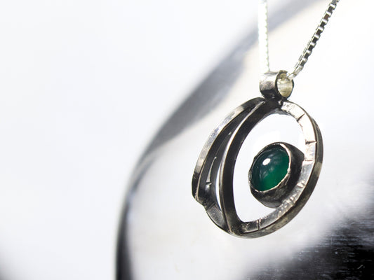 Orbite - Collana con pietra verde art.490