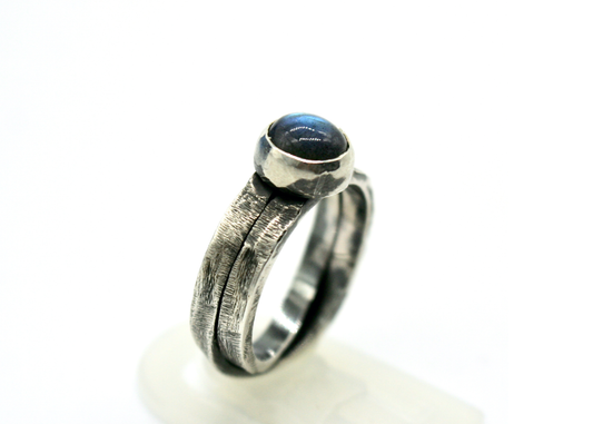 Anello unisex Incidenze in argento brunito con labradorite
