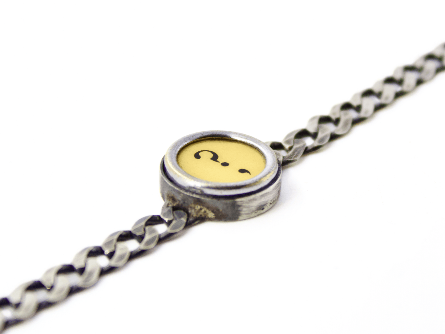 Bracciale da uomo in argento personalizzato con catena a maglia piatta e tasto di macchina da scrivere 