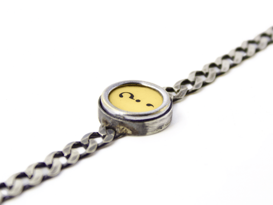 Bracciale da uomo in argento personalizzato con catena a maglia piatta e tasto di macchina da scrivere 