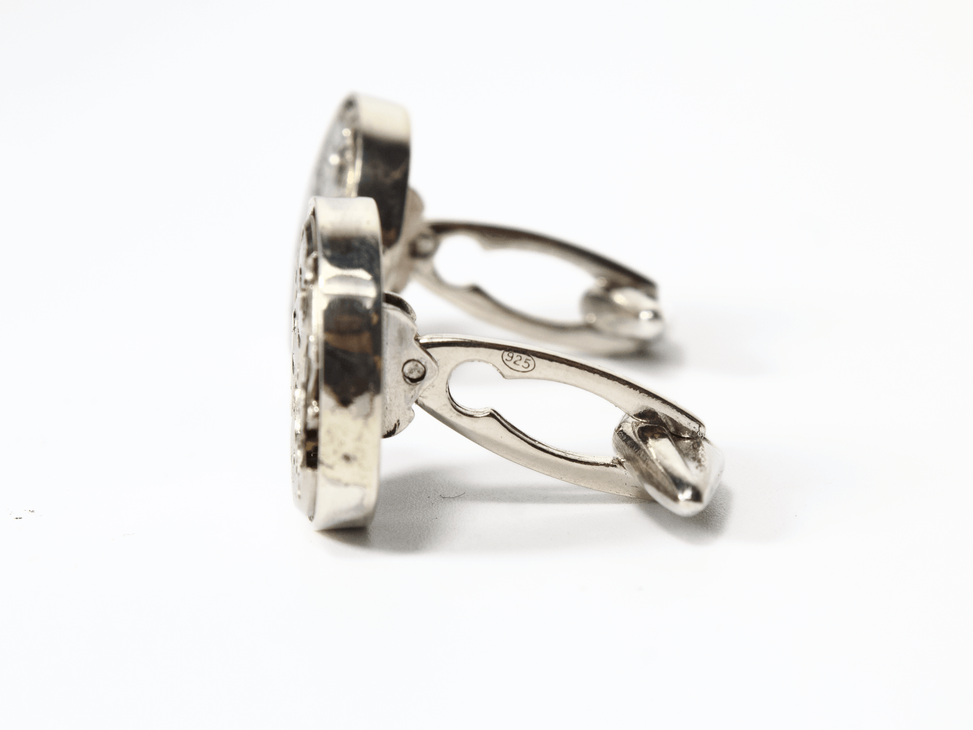 Gemelli da camicia Glimoire in argento con design elegante e chiusura a morsetto