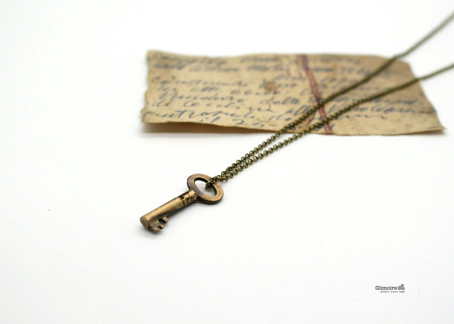 Collana chiave antica Glimoire con ciondolo chiave in bronzo in stile vintage su catena sottile