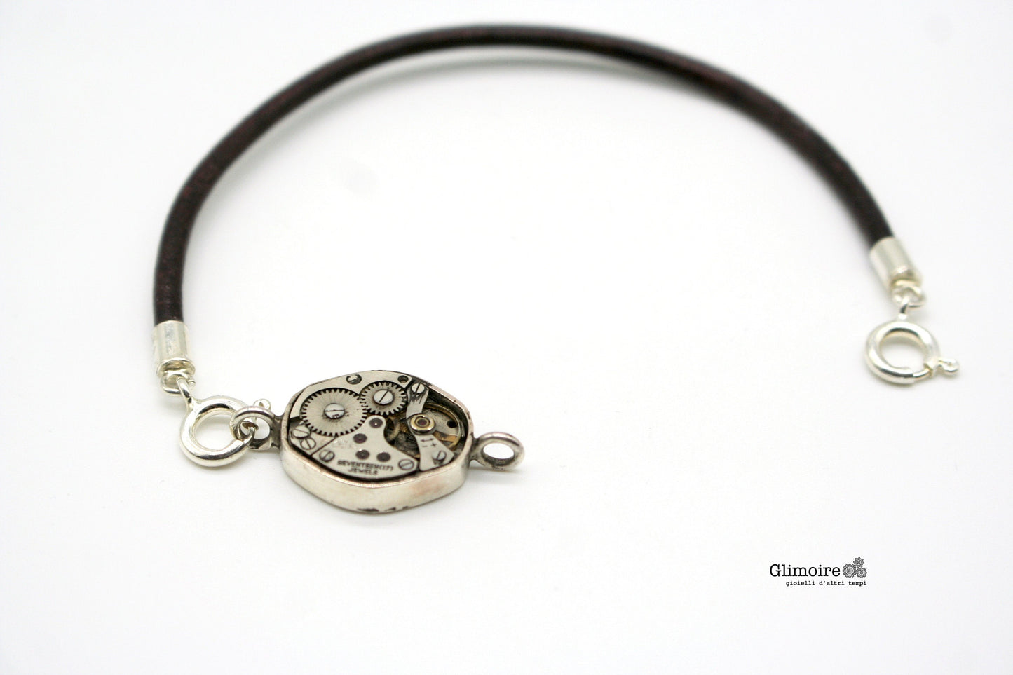 Bracciale in pelle stile industriale con chiusura in argento con meccanismo di orologio