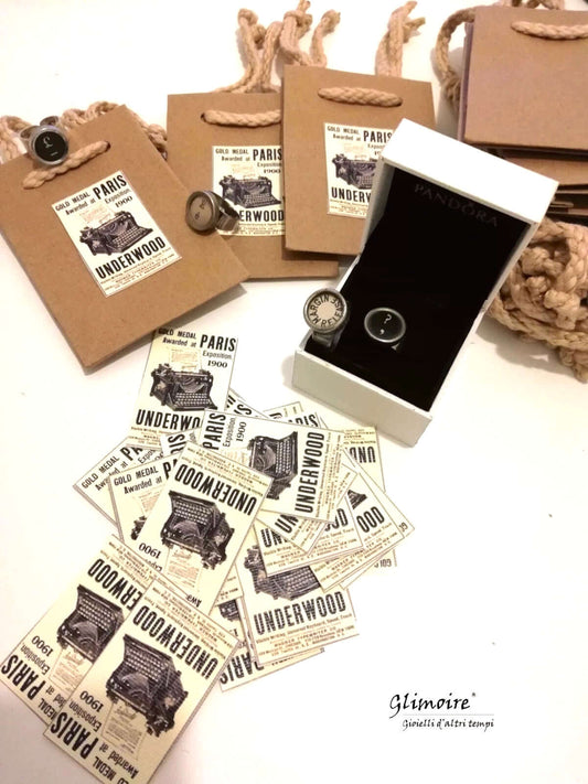 Buono regalo Glimoire con design vintage macchina da scrivere in confezione regalo elegante