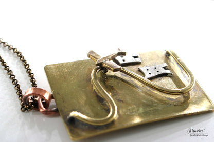 Collana aerei Glimoire con ciondolo in metallo vintage raffigurante un aereo su piastra rettangolare