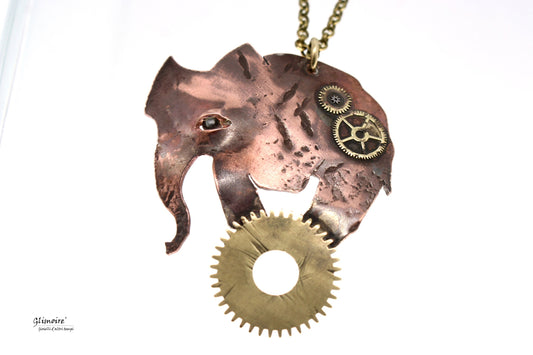 Collana con elefante ingranaggi in metallo decorativo con catena dorata e dettagli ingranaggio