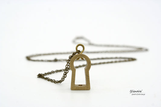 Collana ciondolo con serratura di scrivanie d'epoca art.109 - Glimoire