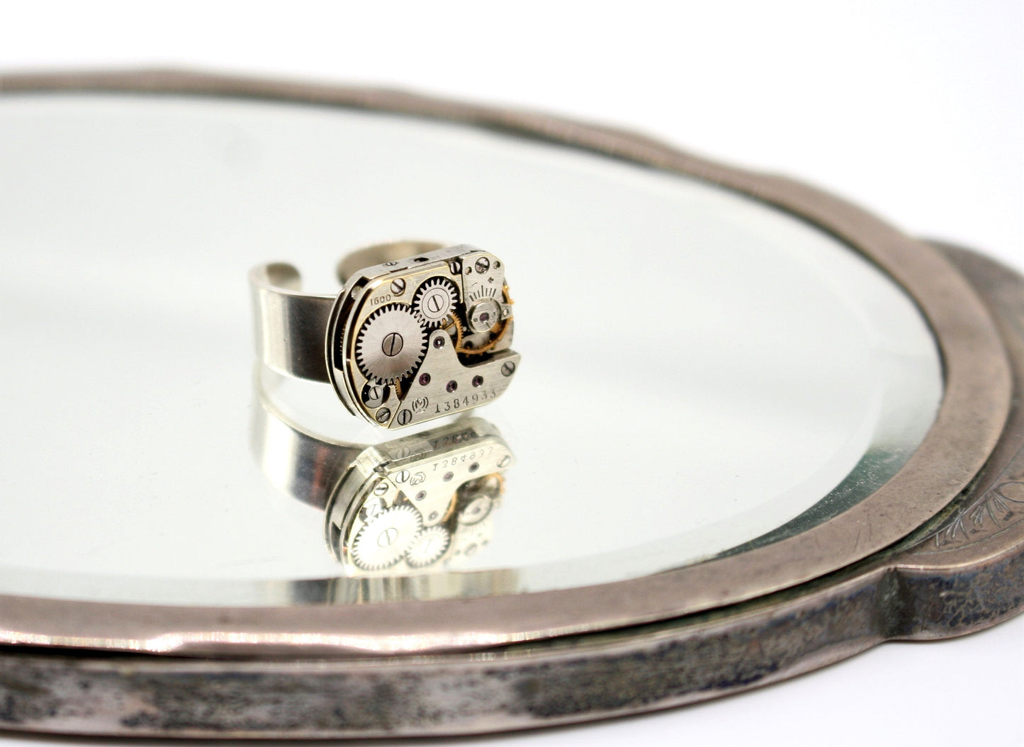 Anello meccanismo di orologio d'epoca in argento 925 (base regolabile), realizzato con un movimento di orologio svizzero art.258 - Glimoire